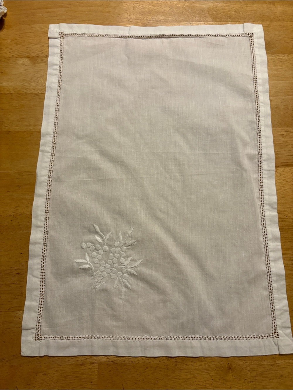 Cream Embroidered Linen Table Runner with Floral Motif